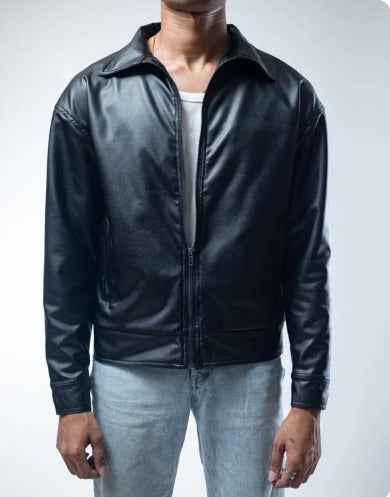 Effortless black faux leather jacket by Xoratic